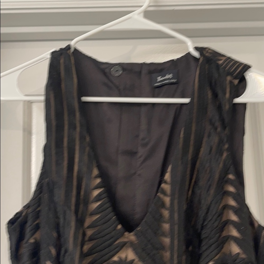 Dress - Picture 1 of 3